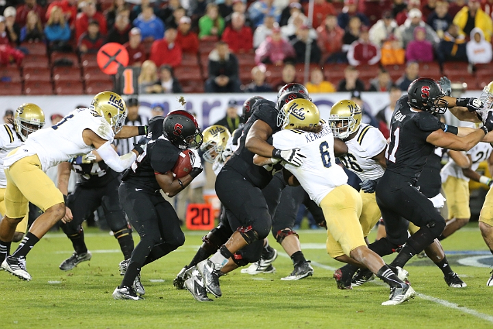 2012Pac-12FB Champs-036.JPG - Nov30, 2012; Stanford, CA, USA; in the 2012 Pac-12 championship at Stanford Stadium.